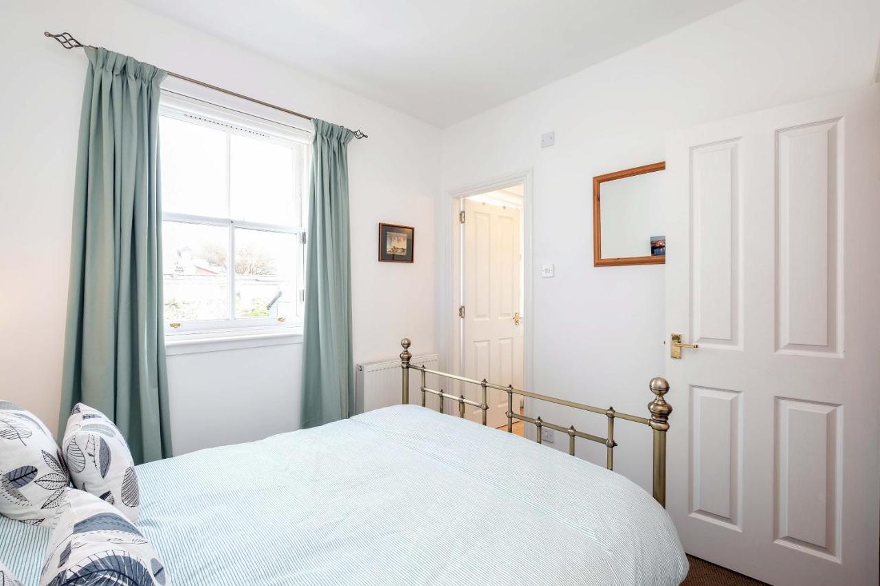 Sea Whisper- Lovely Home In Charming Village Pittenweem Luaran gambar